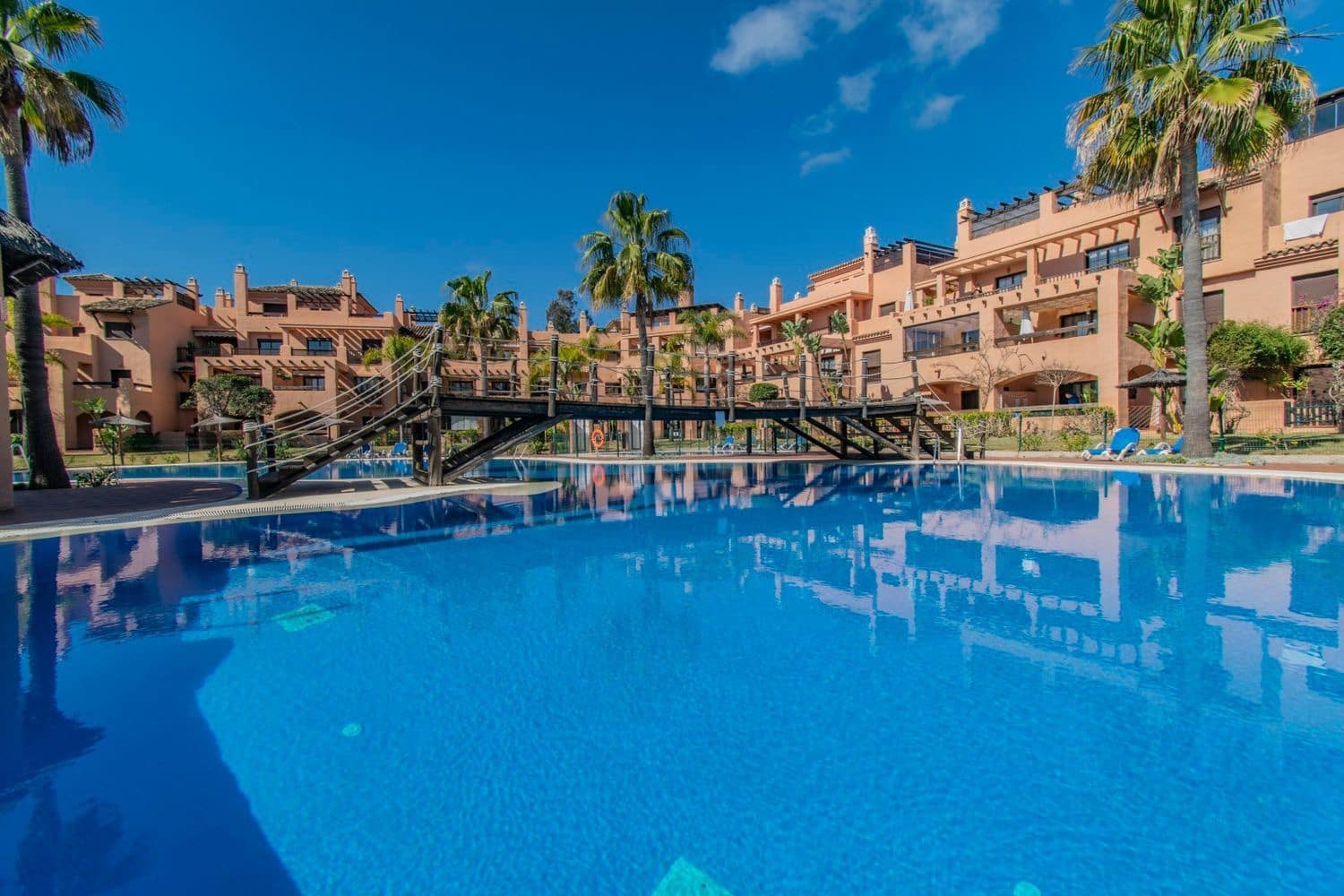 4 Zimmer Apartment zu verkaufen in New Golden Mile mit Pool Garage - 790.000 € (Ref: 9916419)
