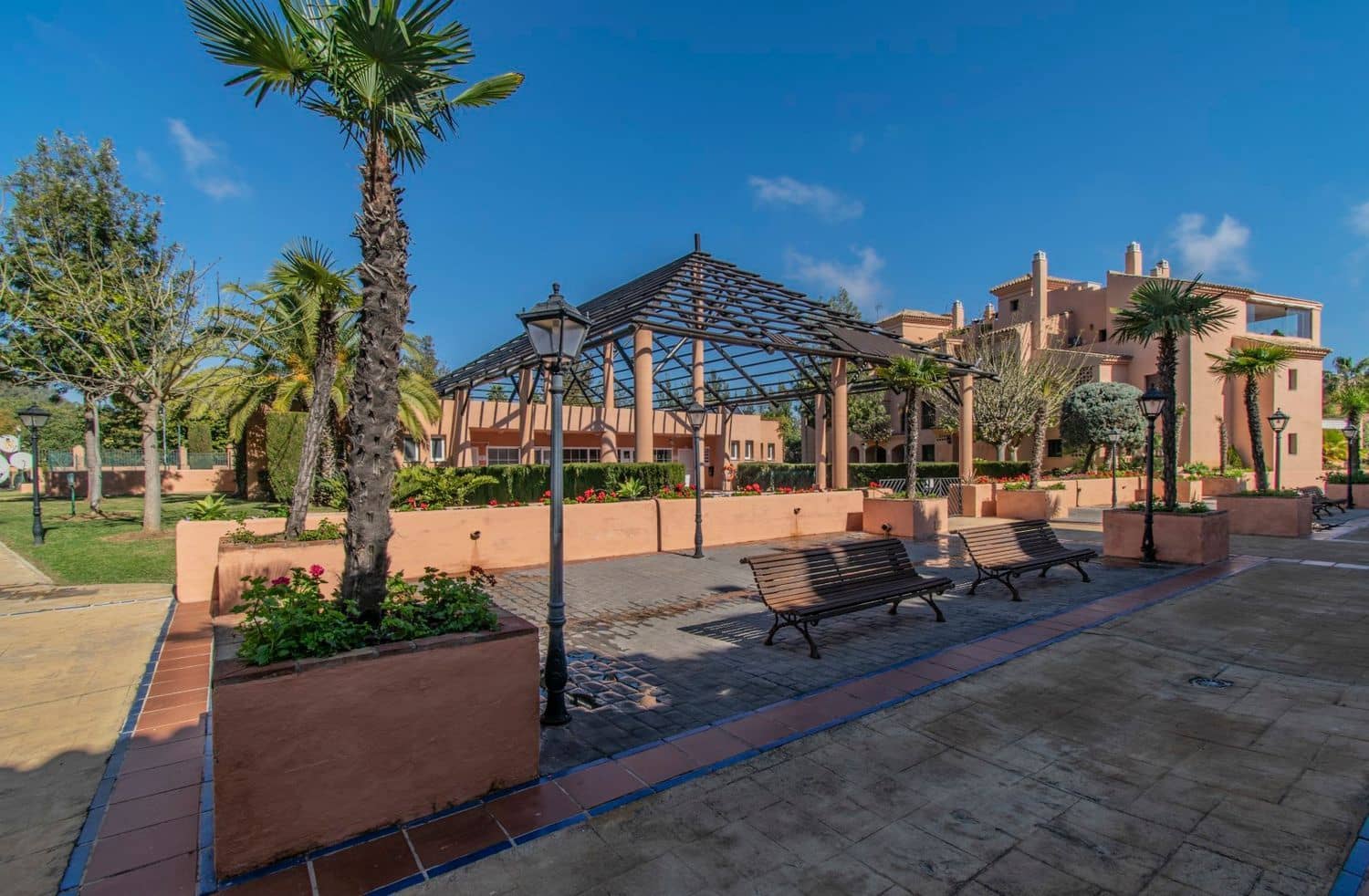 4 Zimmer Apartment zu verkaufen in New Golden Mile mit Pool Garage - 790.000 € (Ref: 9916419)