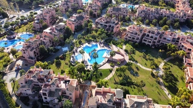 4 Zimmer Apartment zu verkaufen in Atalaya-Isdabe, Estepona mit Pool Garage - 790.000 € (Ref: 9916419)