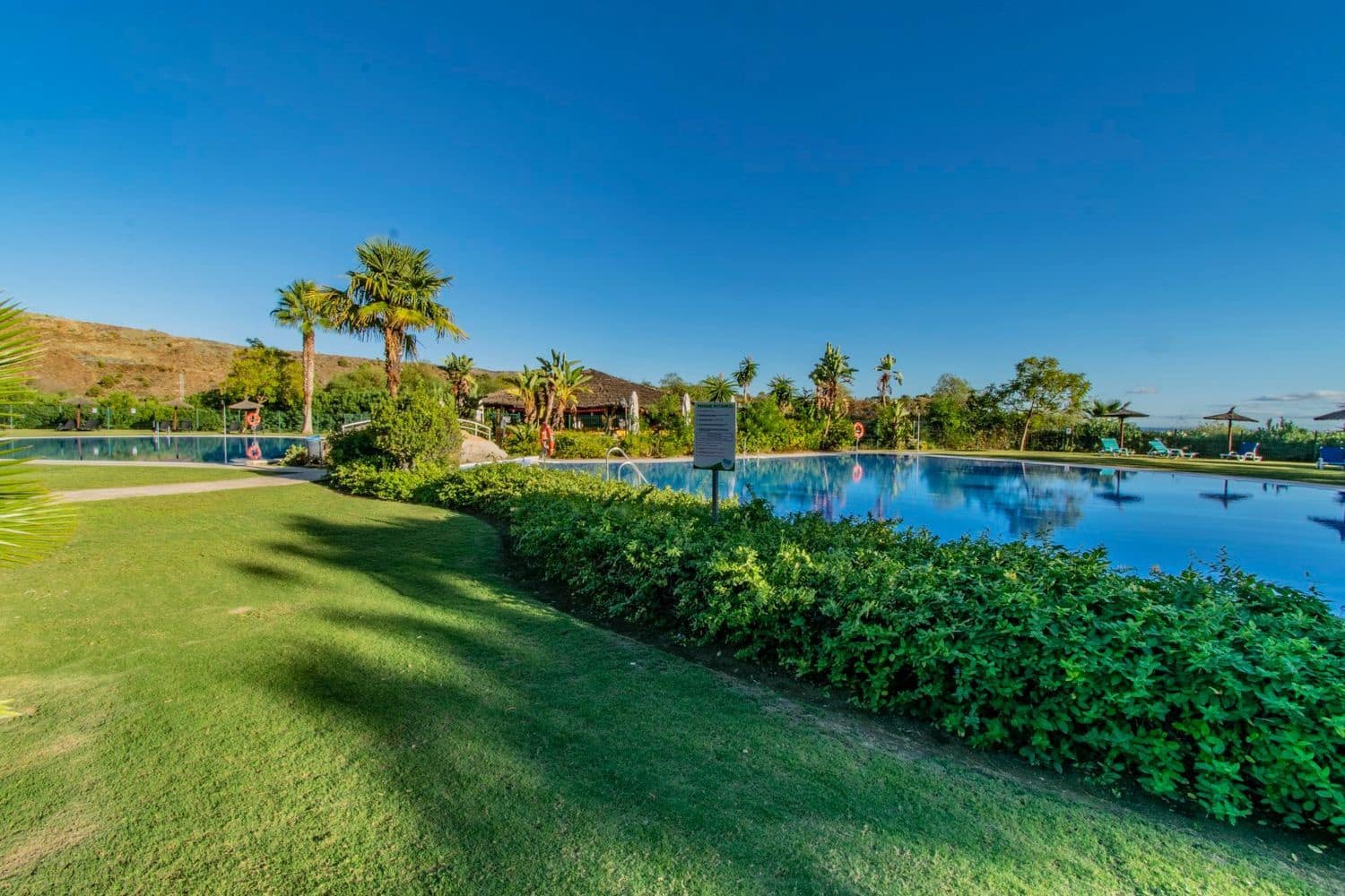 1 soveværelse Lejlighed til salg i Los Flamingos med swimmingpool garage - € 286.000 (Ref: 9916420)