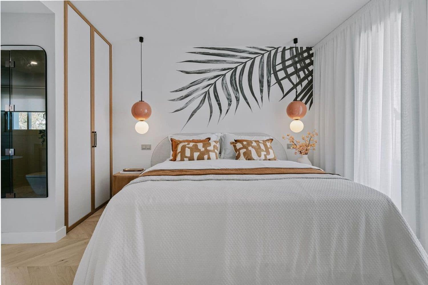 3 slaapkamer Appartement te koop in Nueva Andalucia met zwembad garage - € 1.350.000 (Ref: 9916421)