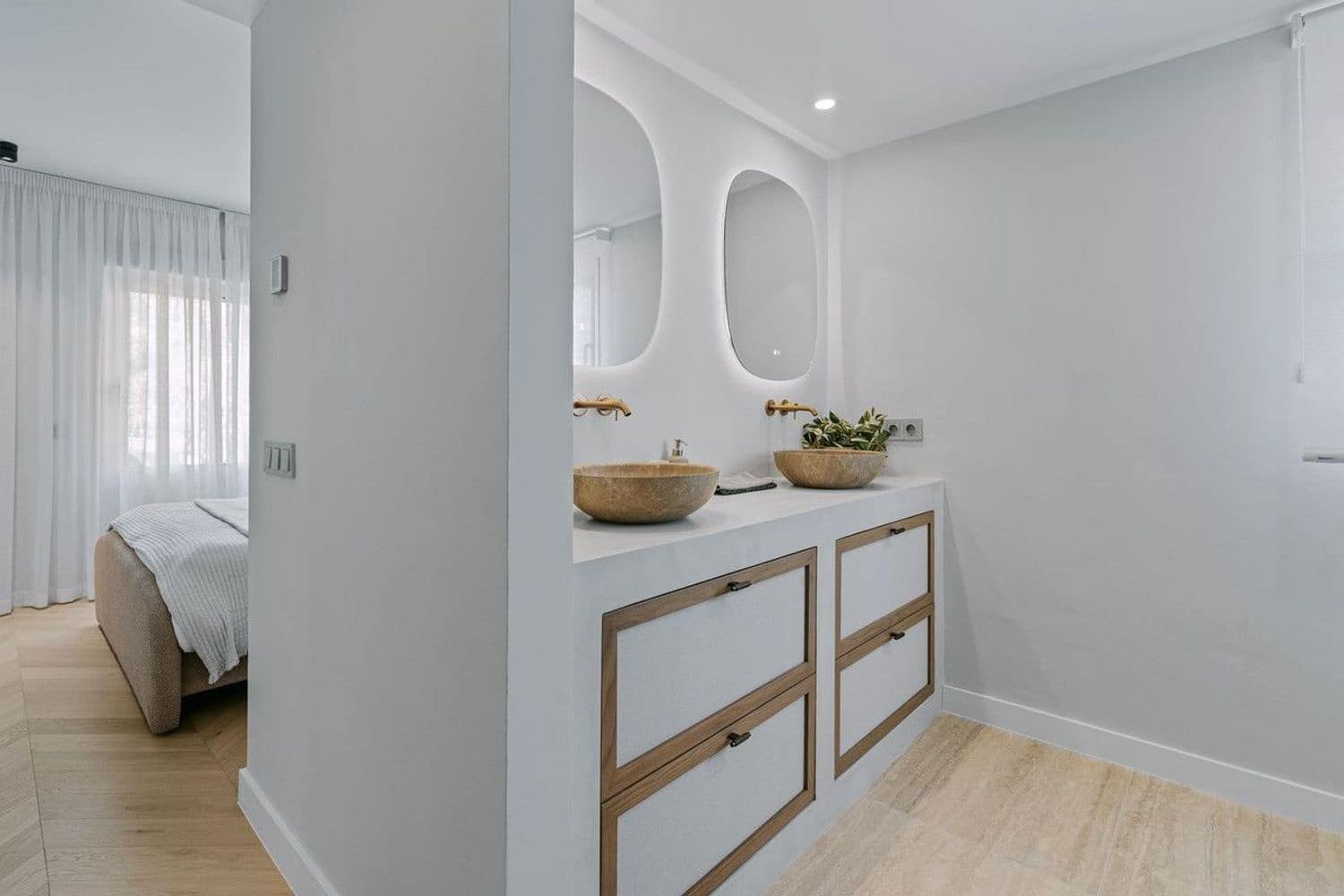 3 slaapkamer Appartement te koop in Nueva Andalucia met zwembad garage - € 1.350.000 (Ref: 9916421)