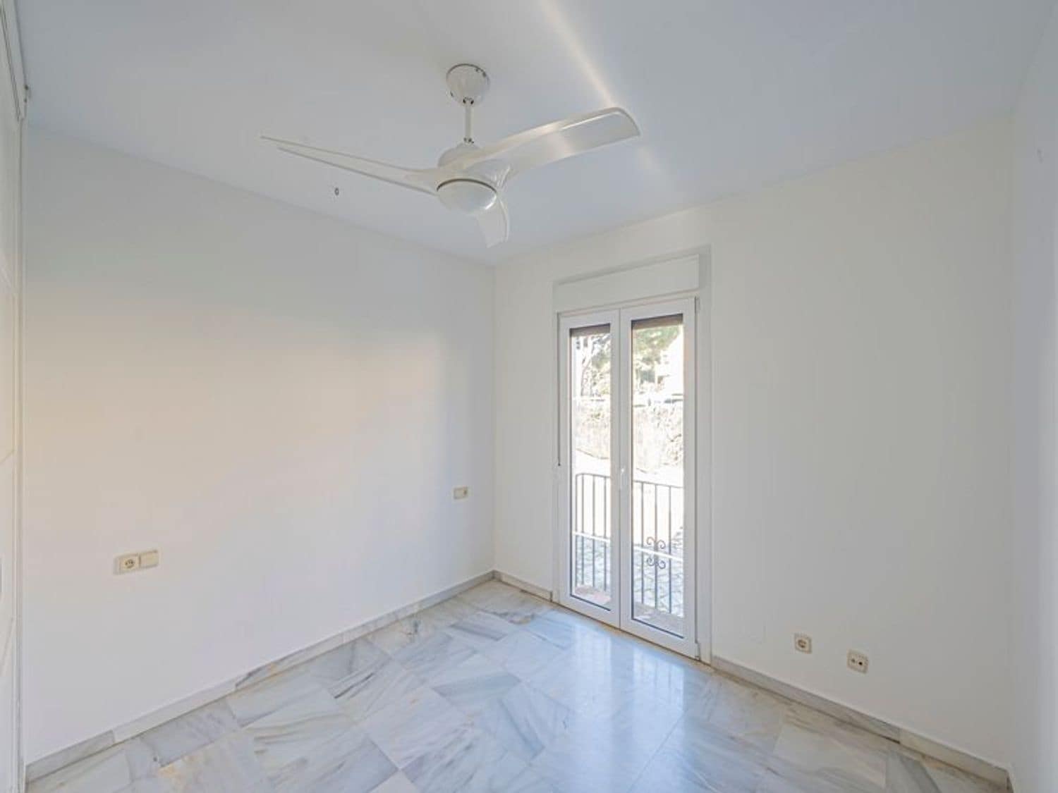 3 slaapkamer Huis te koop in Golden Mile met zwembad garage - € 730.000 (Ref: 9916424)