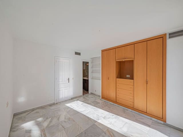 3 slaapkamer Huis te koop in Sierra Blanca, Marbella met zwembad garage - € 730.000 (Ref: 9916424)