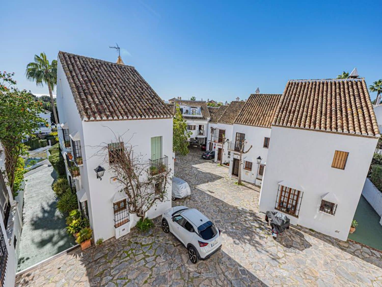 3 slaapkamer Huis te koop in Golden Mile met zwembad garage - € 730.000 (Ref: 9916424)