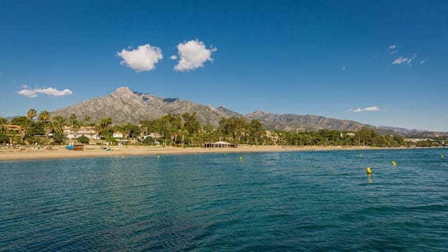 Terreno/Finca Rústica en La Merced, Marbella en venta - 1.750.000 € (Ref: 9916427)