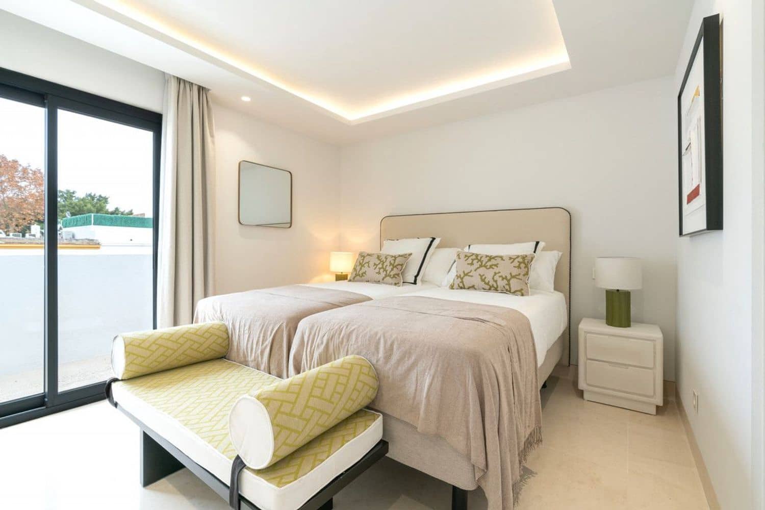 5 slaapkamer Huis te koop in Marbella met garage - € 2.420.000 (Ref: 9916430)
