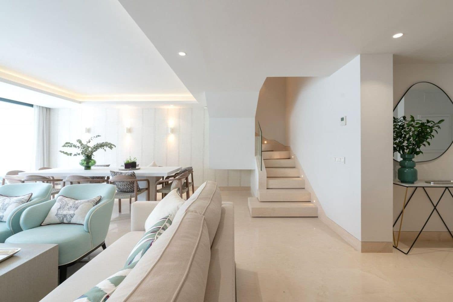 5 slaapkamer Huis te koop in Marbella met garage - € 2.420.000 (Ref: 9916430)