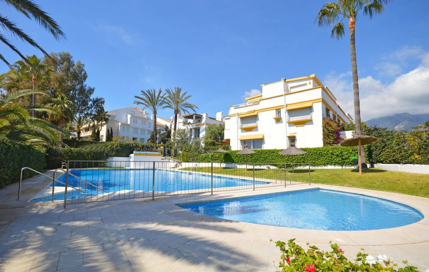 5 slaapkamer Huis te koop in Marbella met garage - € 2.420.000 (Ref: 9916430)