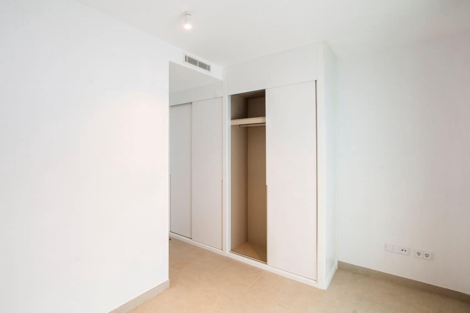3 slaapkamer Appartement te koop in Marbella met zwembad garage - € 1.150.000 (Ref: 9916433)