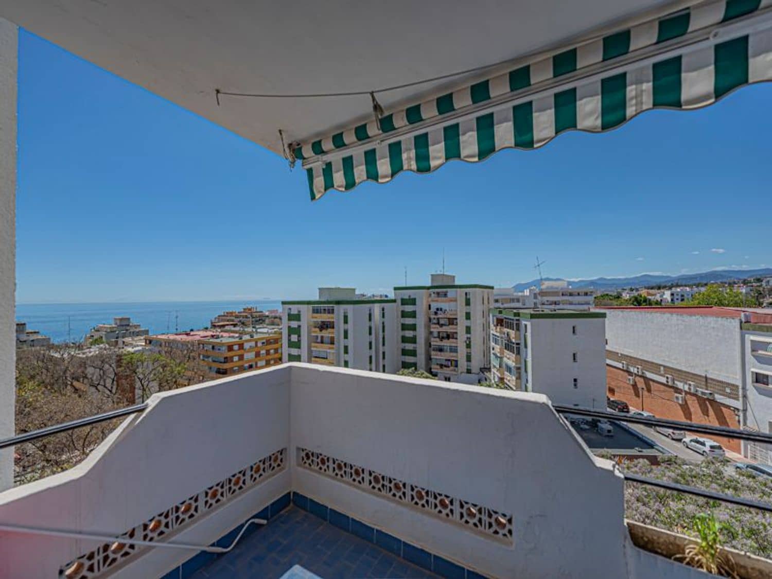 3 chambre Appartement à vendre à Marbella avec garage - 329 900 € (Ref: 9916436)