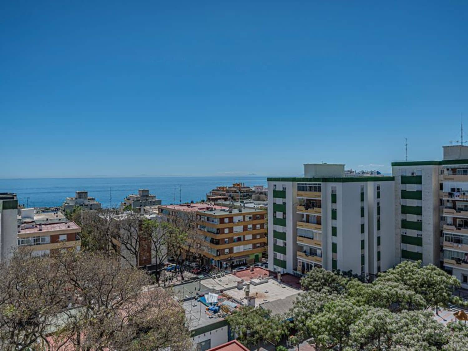 3 chambre Appartement à vendre à Marbella avec garage - 329 900 € (Ref: 9916436)