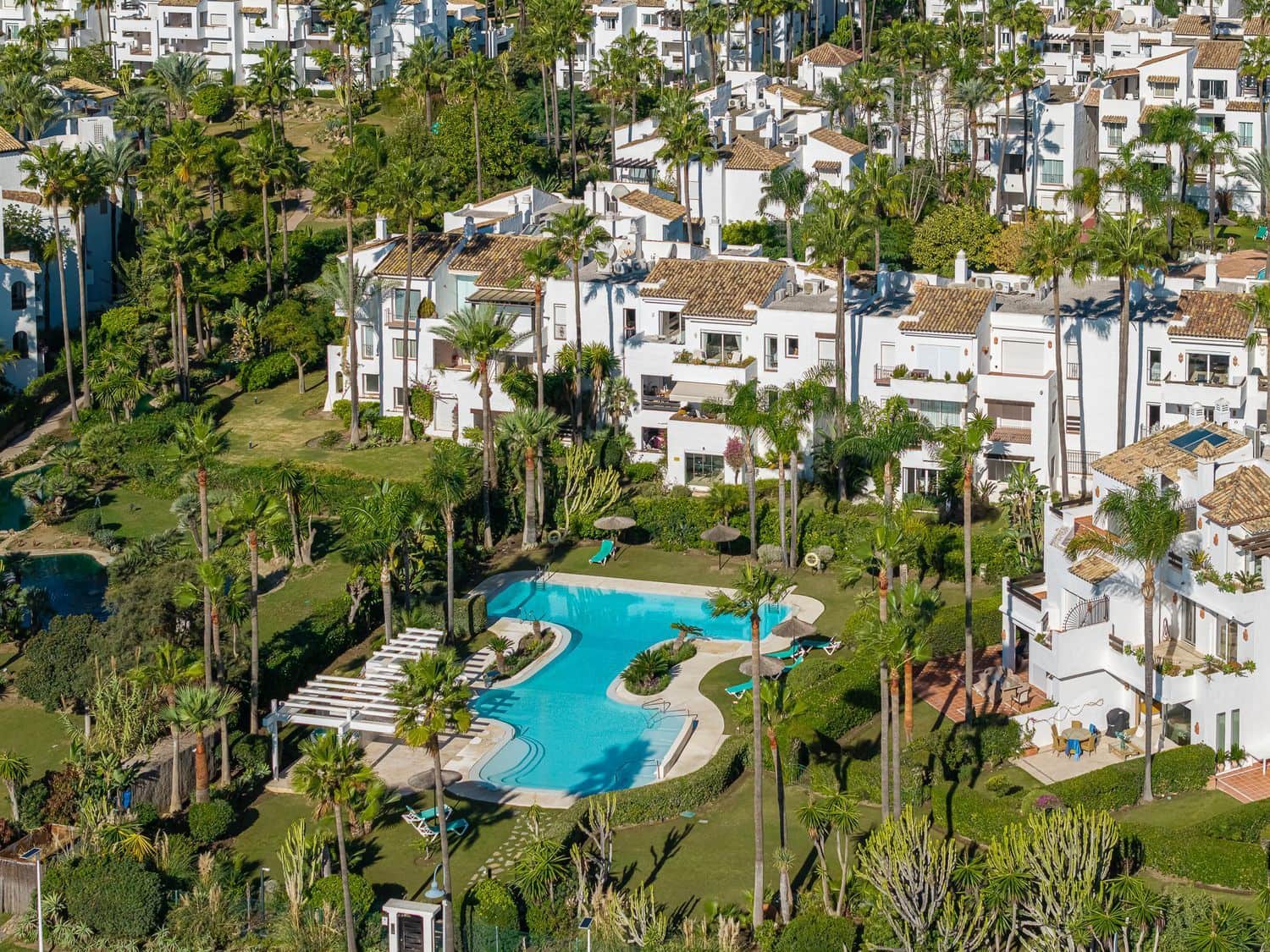 Apartamento de 3 habitaciones en Costalita en venta con piscina garaje - 1.495.000 € (Ref: 9916437)