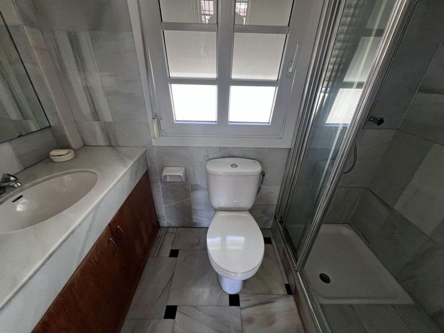 2 soveværelse Lejlighed til salg i El Paraiso med swimmingpool garage - € 335.000 (Ref: 9916439)