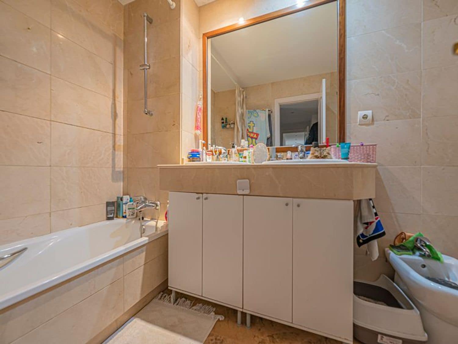 2 makuuhuone Huoneisto myytävänä paikassa San Pedro de Alcantara mukana uima-altaan 
autotalli - 615 000 € (Ref: 9916440)