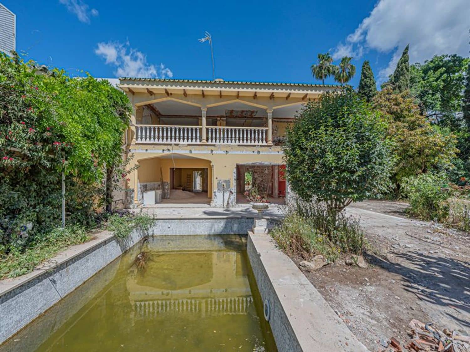 4 bedroom Townhouse for sale in Marbella with pool garage - € 1,500,000 (Ref: 9916441)