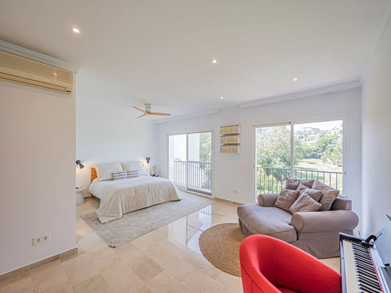 4 soverom Hus til salgs i La Quinta med garasje - € 875 000 (Ref: 9916443)