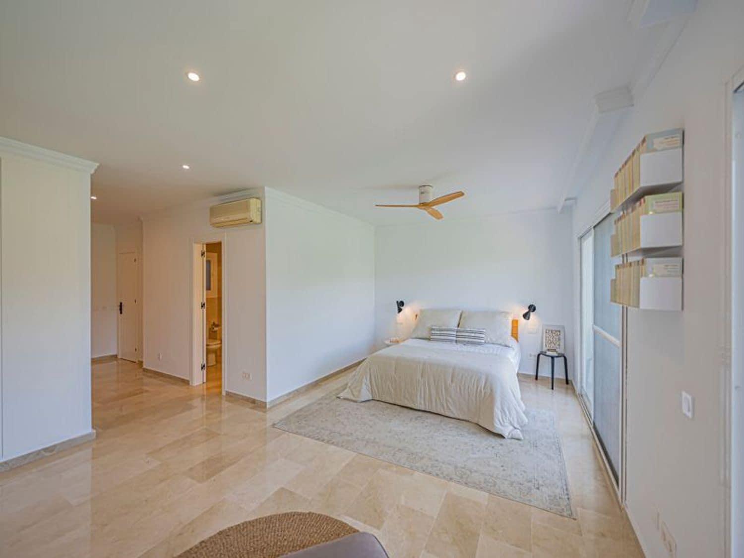 4 soverom Hus til salgs i La Quinta med garasje - € 875 000 (Ref: 9916443)
