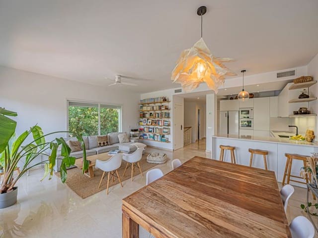 4 soverom Hus til salgs i La Quinta, Benahavís med garasje - € 875 000 (Ref: 9916443)