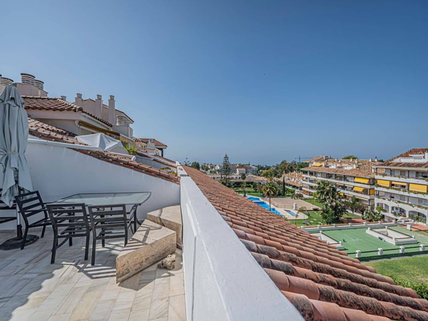 1 bedroom Apartment for sale in Marbella with pool garage - € 350,000 (Ref: 9916444)