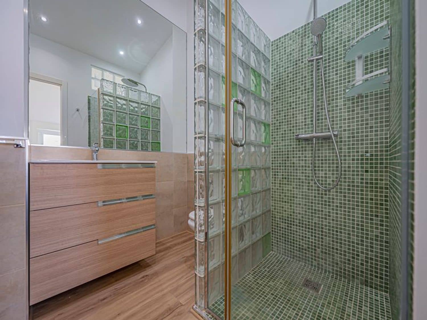 1 bedroom Apartment for sale in Marbella with pool garage - € 350,000 (Ref: 9916444)
