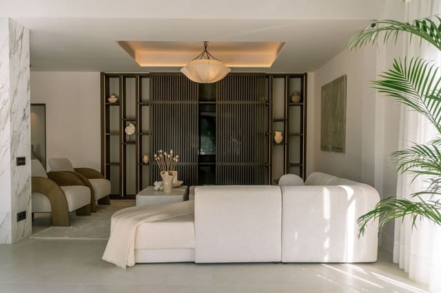 5 slaapkamer Villa te koop in Aloha Golf, Marbella met zwembad garage - € 4.290.000 (Ref: 9916445)
