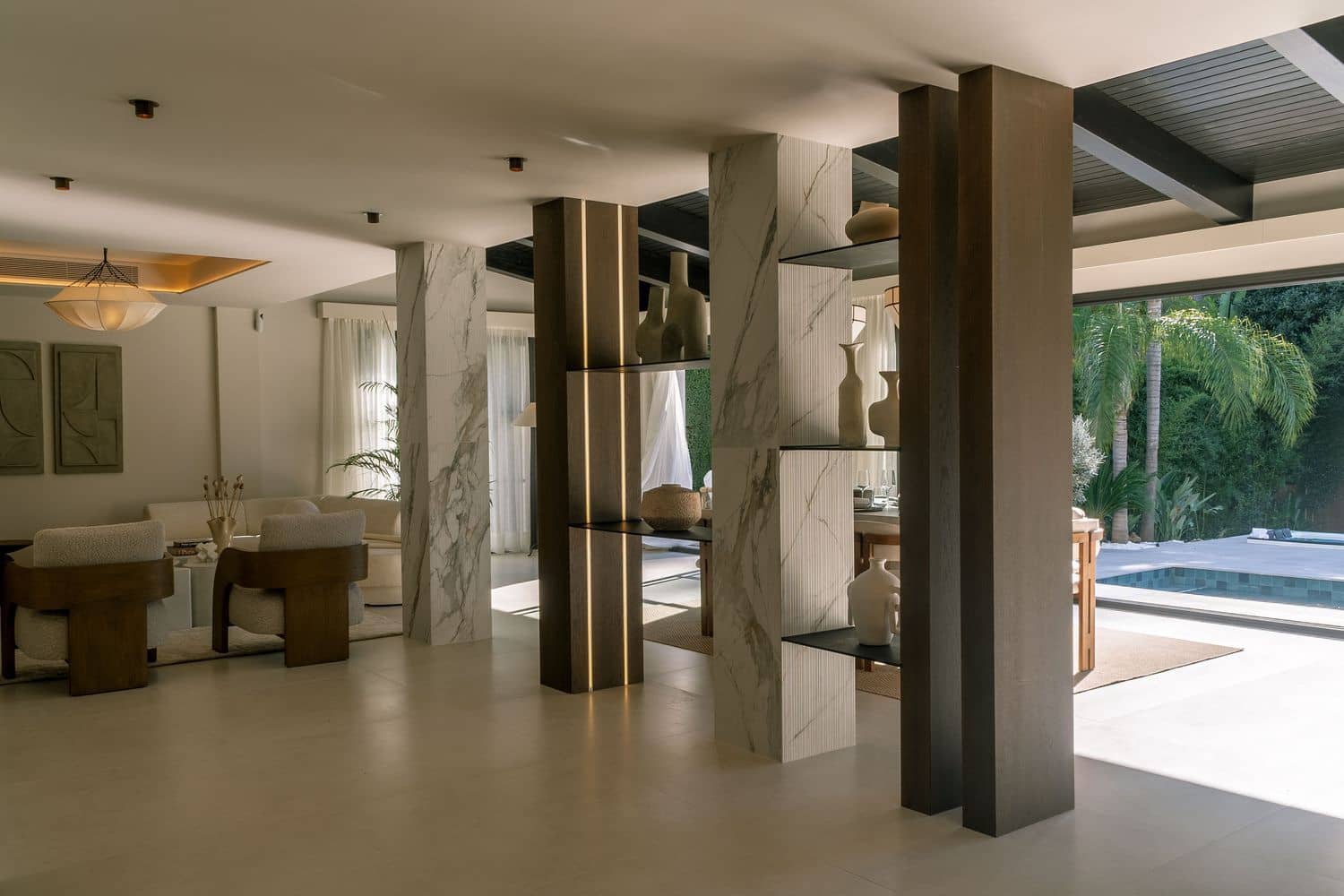5 slaapkamer Villa te koop in Aloha Golf met zwembad garage - € 4.290.000 (Ref: 9916445)