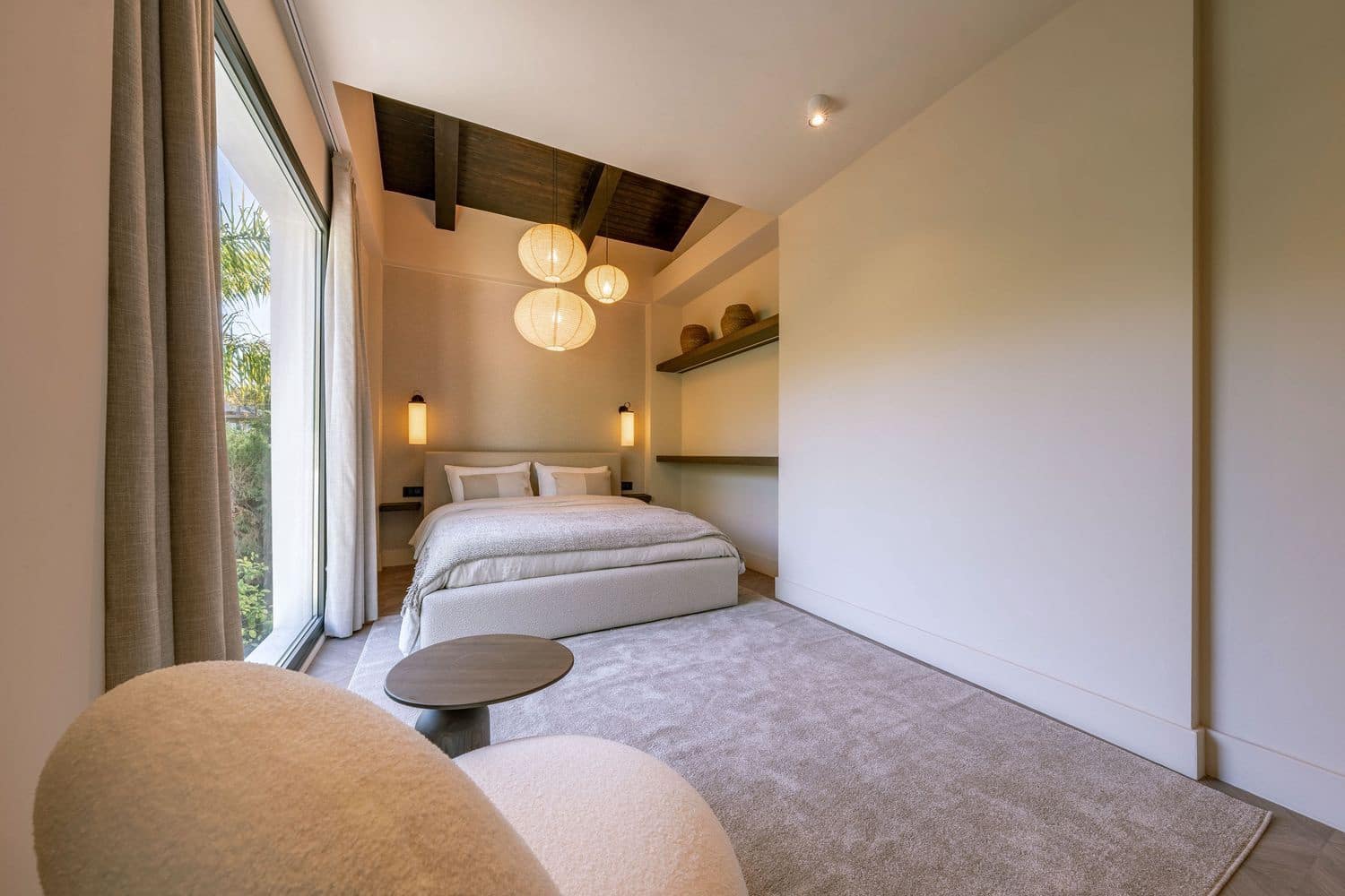 5 slaapkamer Villa te koop in Aloha Golf met zwembad garage - € 4.290.000 (Ref: 9916445)