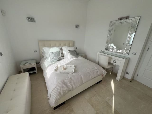 2 camera da letto Casa in vendita in Saladillo-Benamara, Estepona con garage - 750.000 € (Rif: 9917691)