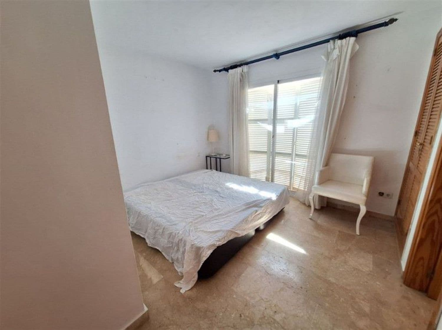 4 slaapkamer Huis te koop in Nueva Andalucia met zwembad garage - € 549.000 (Ref: 9921683)