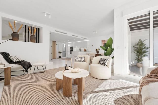 3 chambre Maison de Ville à vendre à La Dama de Noche - La Alzambra, Marbella avec garage - 899 000 € (Ref: 9930038)