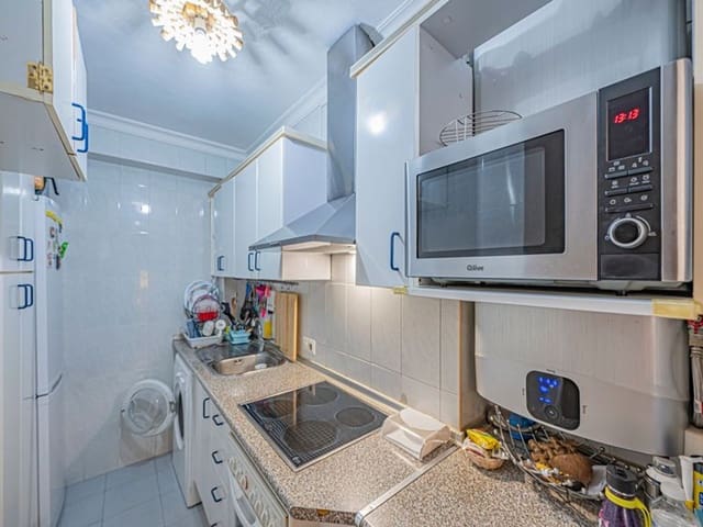 2 makuuhuone Huoneisto myytävänä paikassa Valdeolletas - Las Cancelas - Xarblanca, Marbella mukana 
autotalli - 273 600 € (Ref: 9930039)