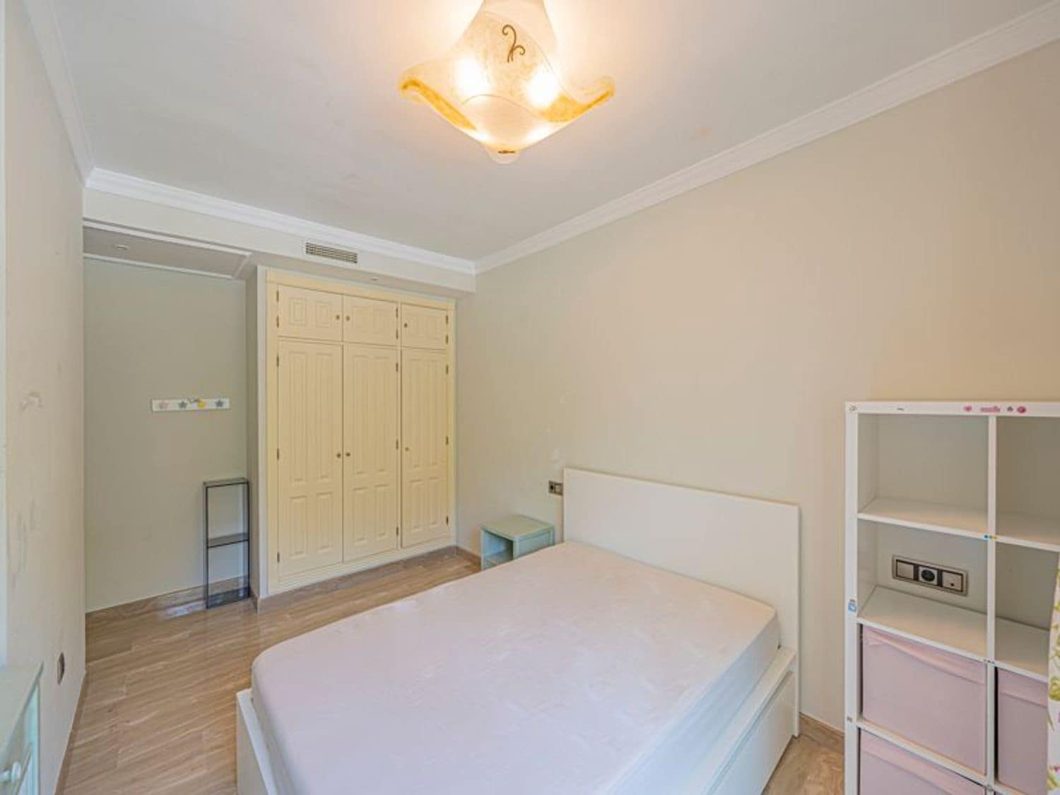 3 slaapkamer Appartement te koop in Golden Mile met zwembad garage - € 825.000 (Ref: 9930041)