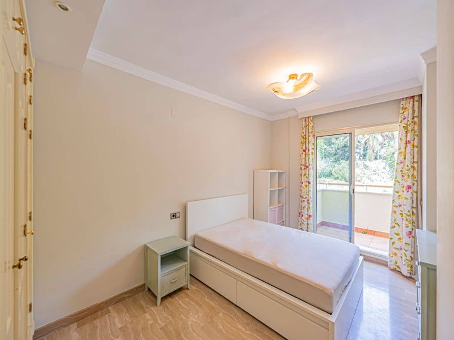 3 slaapkamer Appartement te koop in Golden Mile met zwembad garage - € 825.000 (Ref: 9930041)