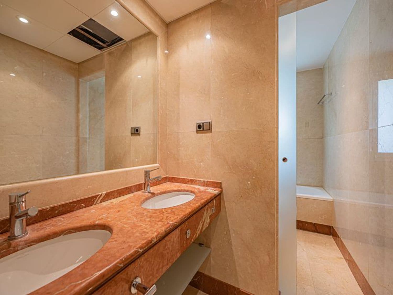 3 slaapkamer Appartement te koop in Golden Mile met zwembad garage - € 825.000 (Ref: 9930041)