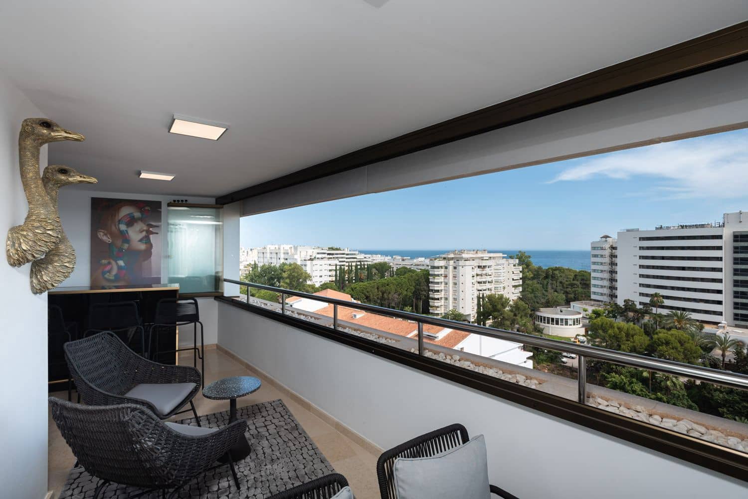 2 soverom Leilighet til salgs i Marbella med svømmebasseng garasje - € 1 190 000 (Ref: 9930042)