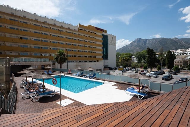 2 soverom Leilighet til salgs i La Carolina - Guadalpín, Marbella med svømmebasseng garasje - € 1 190 000 (Ref: 9930042)