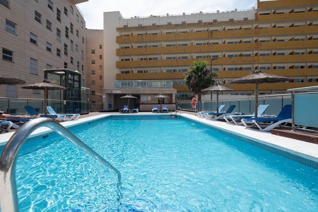 2 soverom Leilighet til salgs i La Carolina - Guadalpín, Marbella med svømmebasseng garasje - € 1 190 000 (Ref: 9930042)