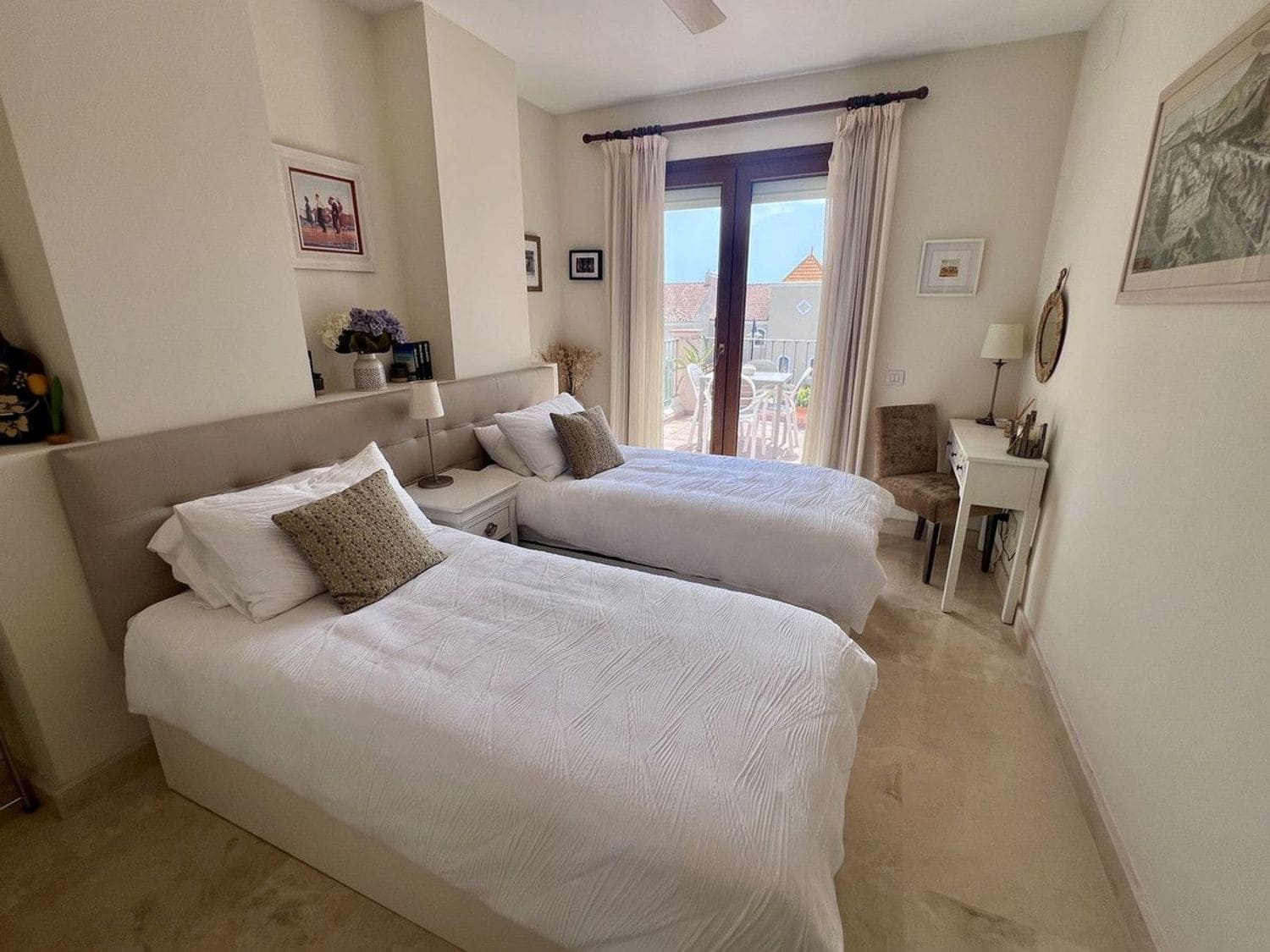 3 soverom Hus til salgs i New Golden Mile med svømmebasseng garasje - € 815 000 (Ref: 9943283)