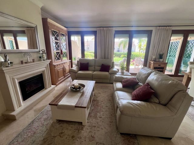 3 soverom Hus til salgs i Paraiso - Barronal, Estepona med svømmebasseng garasje - € 815 000 (Ref: 9943283)