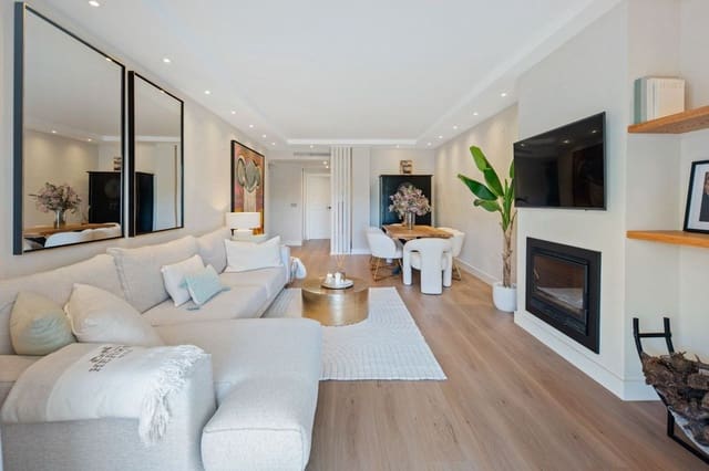 2 soveværelse Lejlighed til salg i Lomas De Marbella, Marbella med swimmingpool garage - € 1.590.000 (Ref: 9943891)
