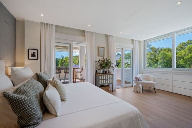 2 soveværelse Lejlighed til salg i Lomas De Marbella, Marbella med swimmingpool garage - € 1.590.000 (Ref: 9943891)