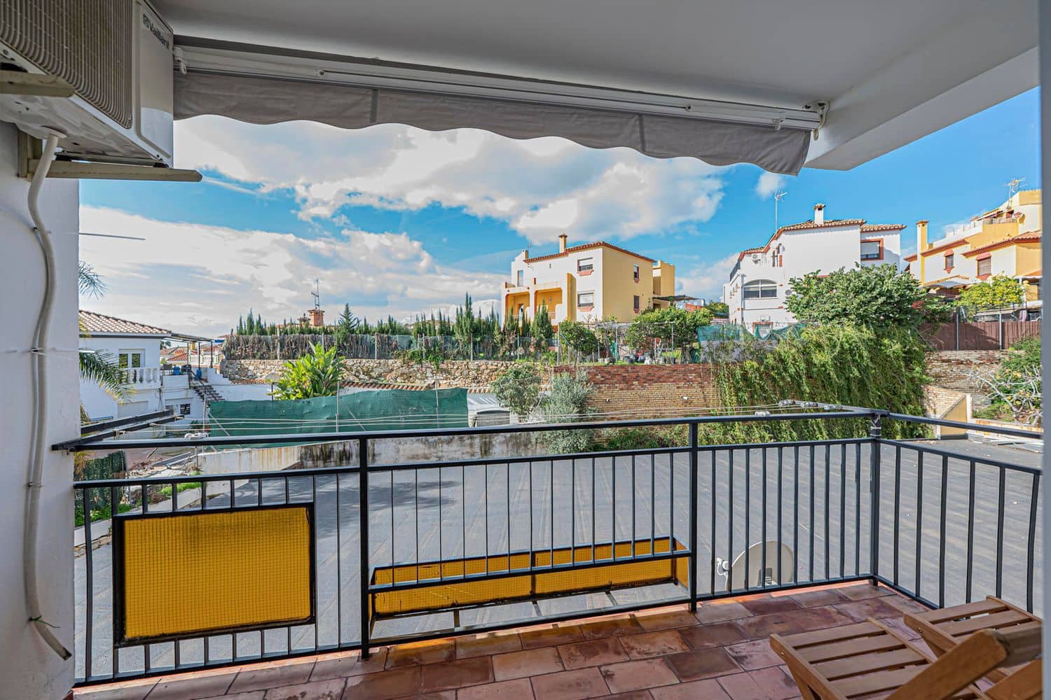 3 bedroom Apartment for sale in Marbella with garage - € 275,000 (Ref: 9943892)