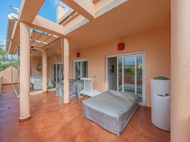 3 soverom Leilighet til salgs i Los Naranjos, Marbella med svømmebasseng garasje - € 765 000 (Ref: 9976692)
