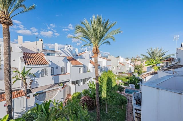3 Zimmer Haus zu verkaufen in Rodeo Alto - Guadaiza - La Campana, Marbella mit Pool Garage - 539.000 € (Ref: 9977381)