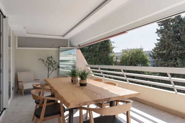 3 soveværelse Lejlighed til salg i Playa Bajadilla - Puertos, Marbella med swimmingpool garage - € 1.695.000 (Ref: 9977383)