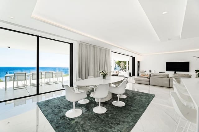 4 soveværelse Lejlighed til salg i El Velerín, Estepona med swimmingpool garage - € 6.800.000 (Ref: 9977384)