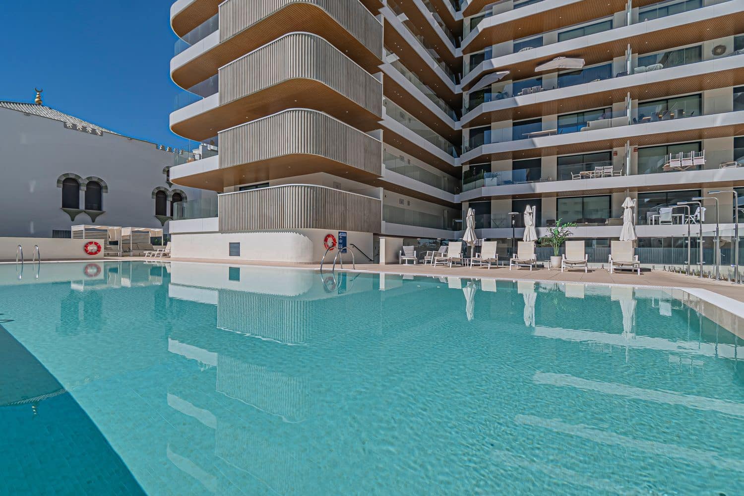 3 soverom Leilighet til salgs i Fuengirola med svømmebasseng garasje - € 1 051 500 (Ref: 9977386)