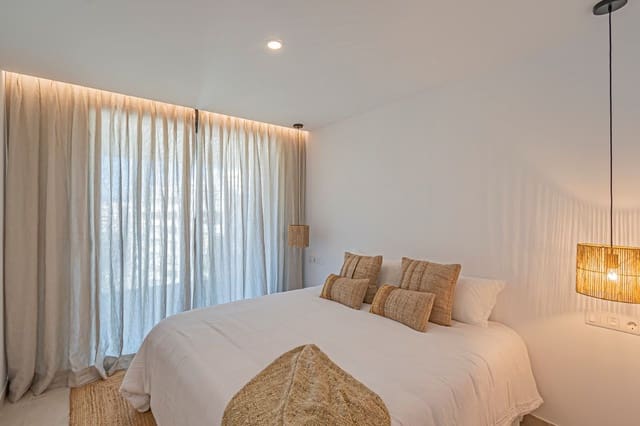 2 soveværelse Lejlighed til salg i Zona Puerto Deportivo, Fuengirola med swimmingpool garage - € 665.000 (Ref: 9977390)