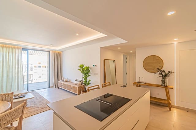 2 soveværelse Lejlighed til salg i Zona Puerto Deportivo, Fuengirola med swimmingpool garage - € 665.000 (Ref: 9977390)